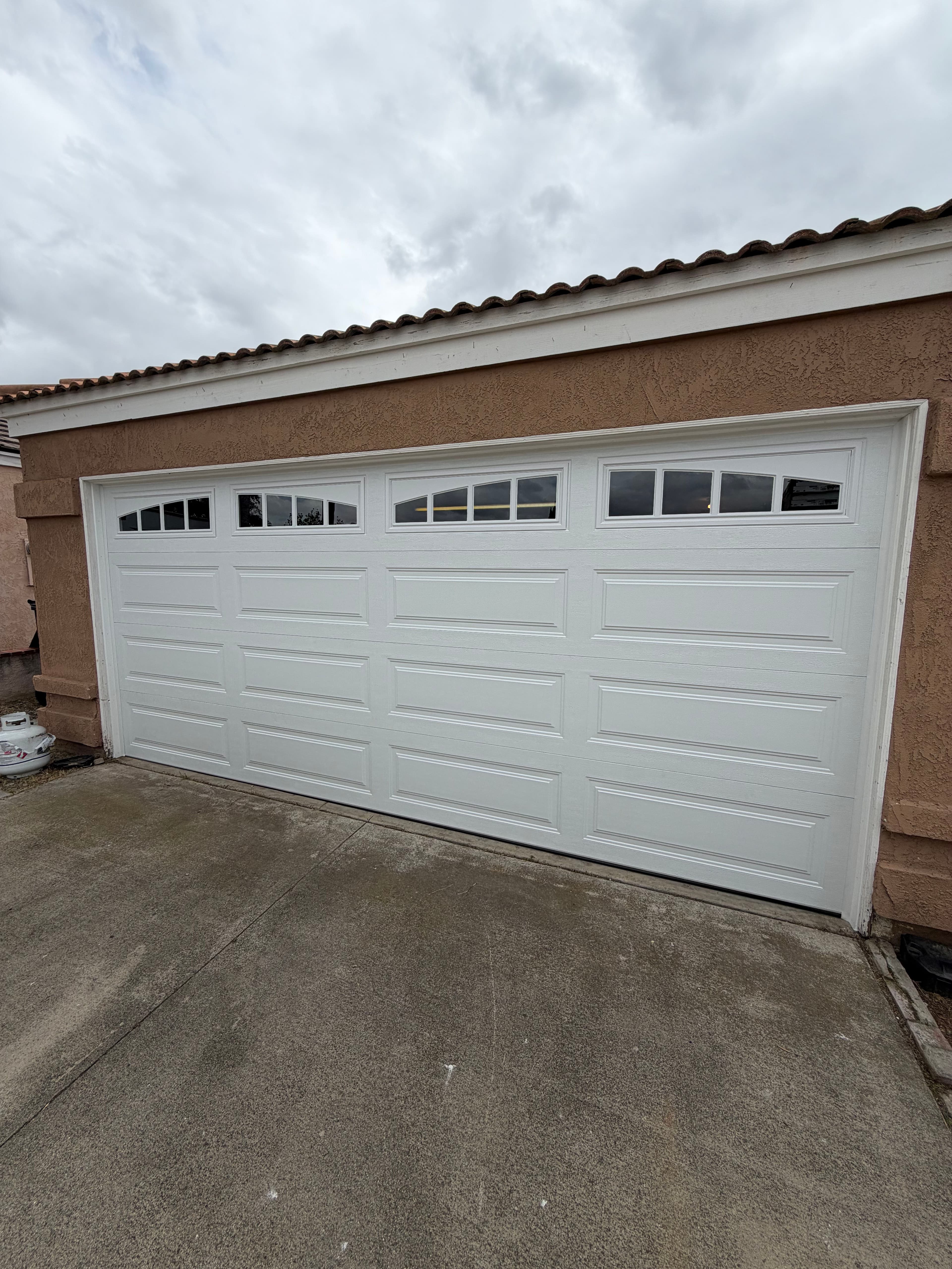 Project Clopay Premium Series Garage Door with Arched Windows image