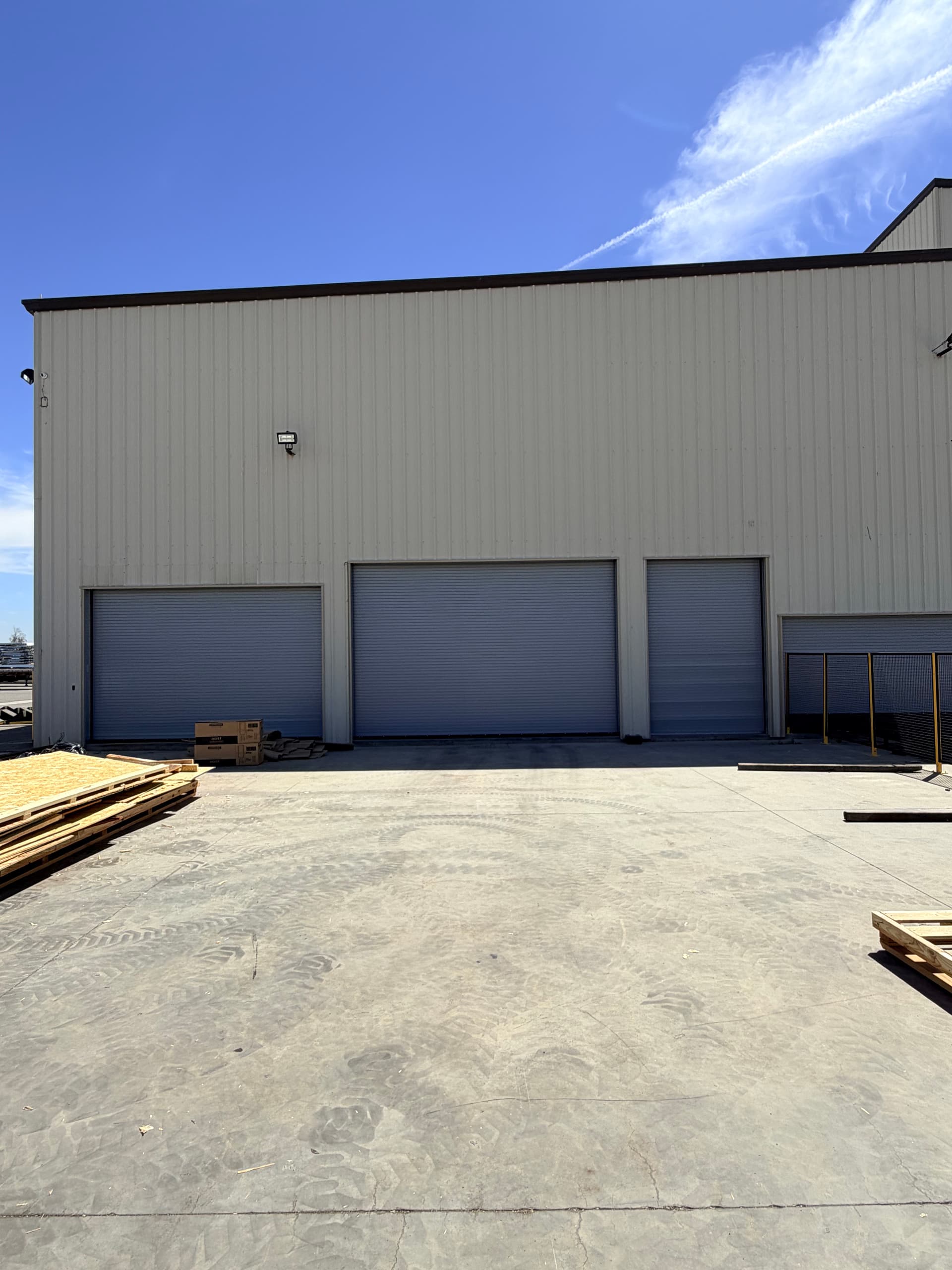 Gallery photos for Industrial Roll-Up Door Installation for a Busy Warehouse Facility: Image #2